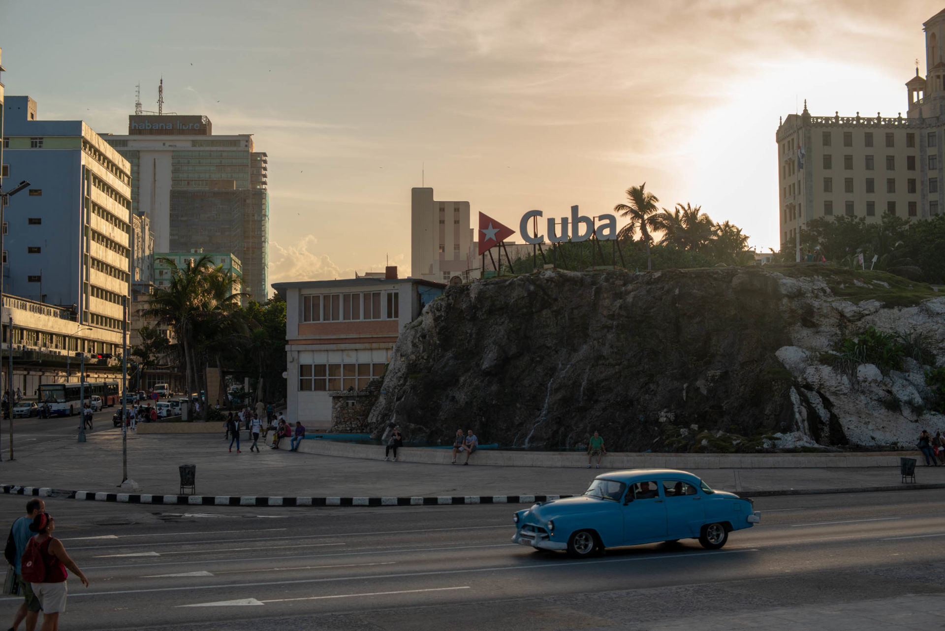 Neighborhoods Of Havana - Cuba Candela